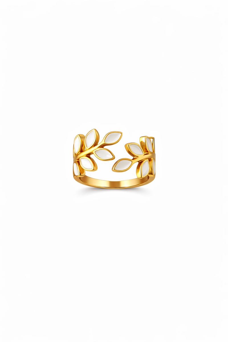 Nura Leaf Ring