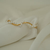 Nura Embrace Bangle