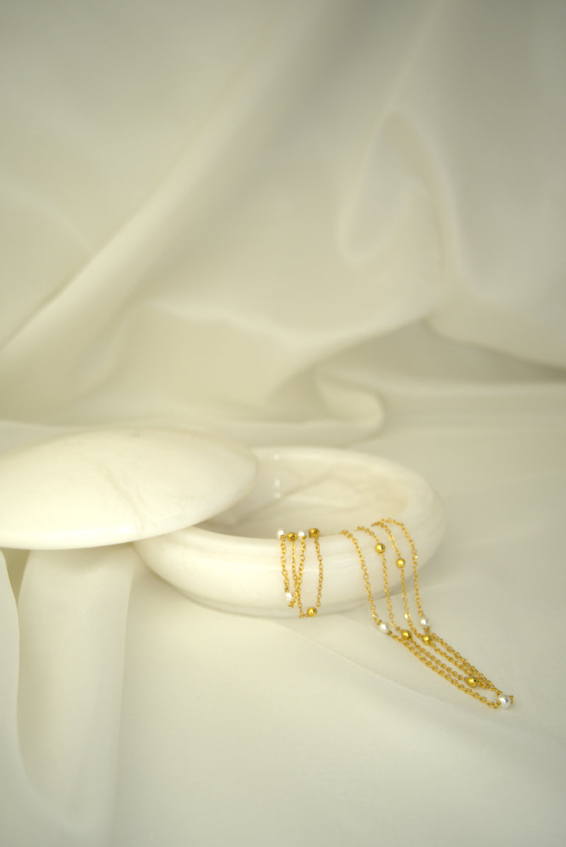 Nura Pearl Necklace